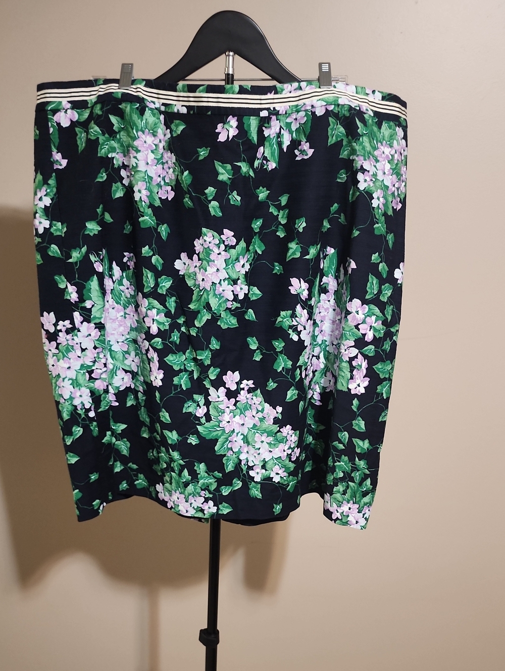 Floral Navy Talbots Skirt with Lavendar Blooms